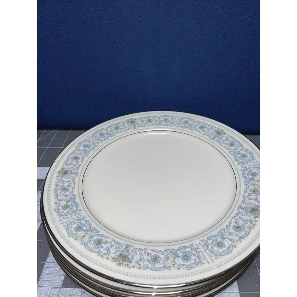 Monteleone by NORITAKE Set of 4 Bread 8 1/4" Plates Green Flowers Blue Scrolls